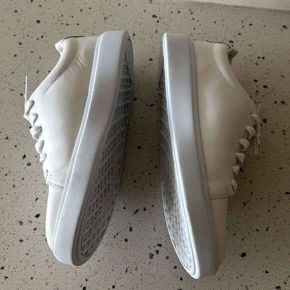 Cole Haan Women’s White Soft Leather Sneakers Casual Shoes Size 9.5 EUC - Picture 10 of 12